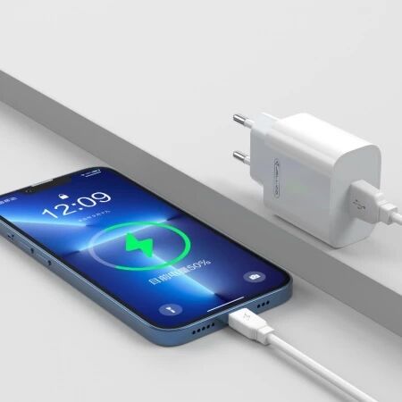 Adaptateur secteur USB-A avec cable USB-A vers Type C (22.5W) JELLICO AK165 (Boite/blister) blanc