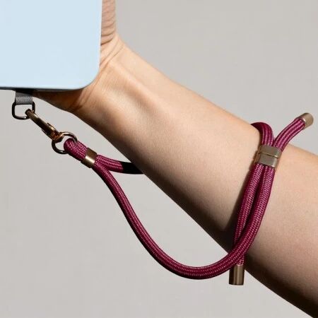 Cordon universel au poignet avec mousqueton marron