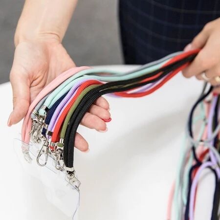 Cordon universel en nylon rouge