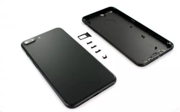 Face arri�re pour Iphone 7 plus noir