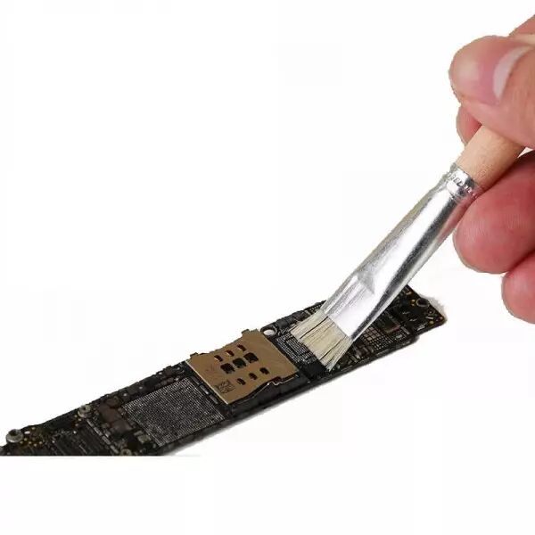 Pinceau de nettoyage pour cartes m�res smartphones (� l\'unit�) SUNSHINE SS-022A